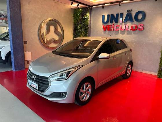 HYUNDAI HB20 1.6 PREMIUM 16V FLEX 4P AUTOMÁTICO HYUNDAI HB20 1.6 PREMIUM 16V FLEX 4P AUTOMÁTICO